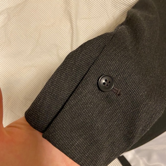 H&M women’s fitted blazer in Smokey gray - Picture 2 of 6